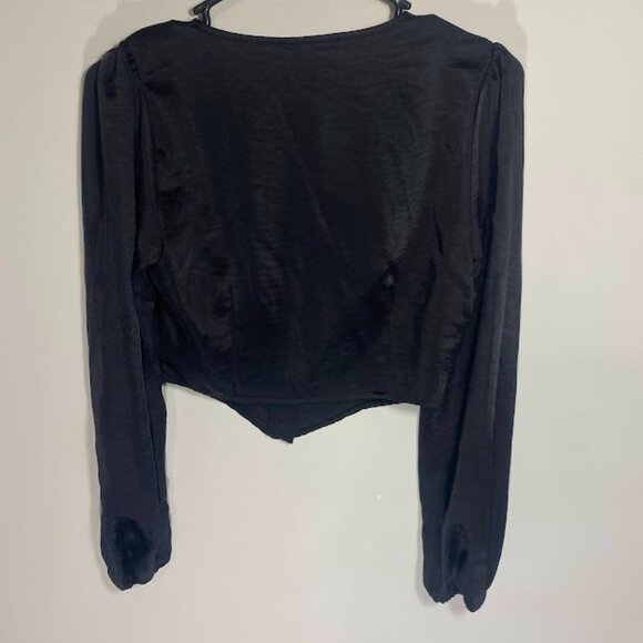 Forever21 Stain Clasp Crop Top - Picture 3 of 3